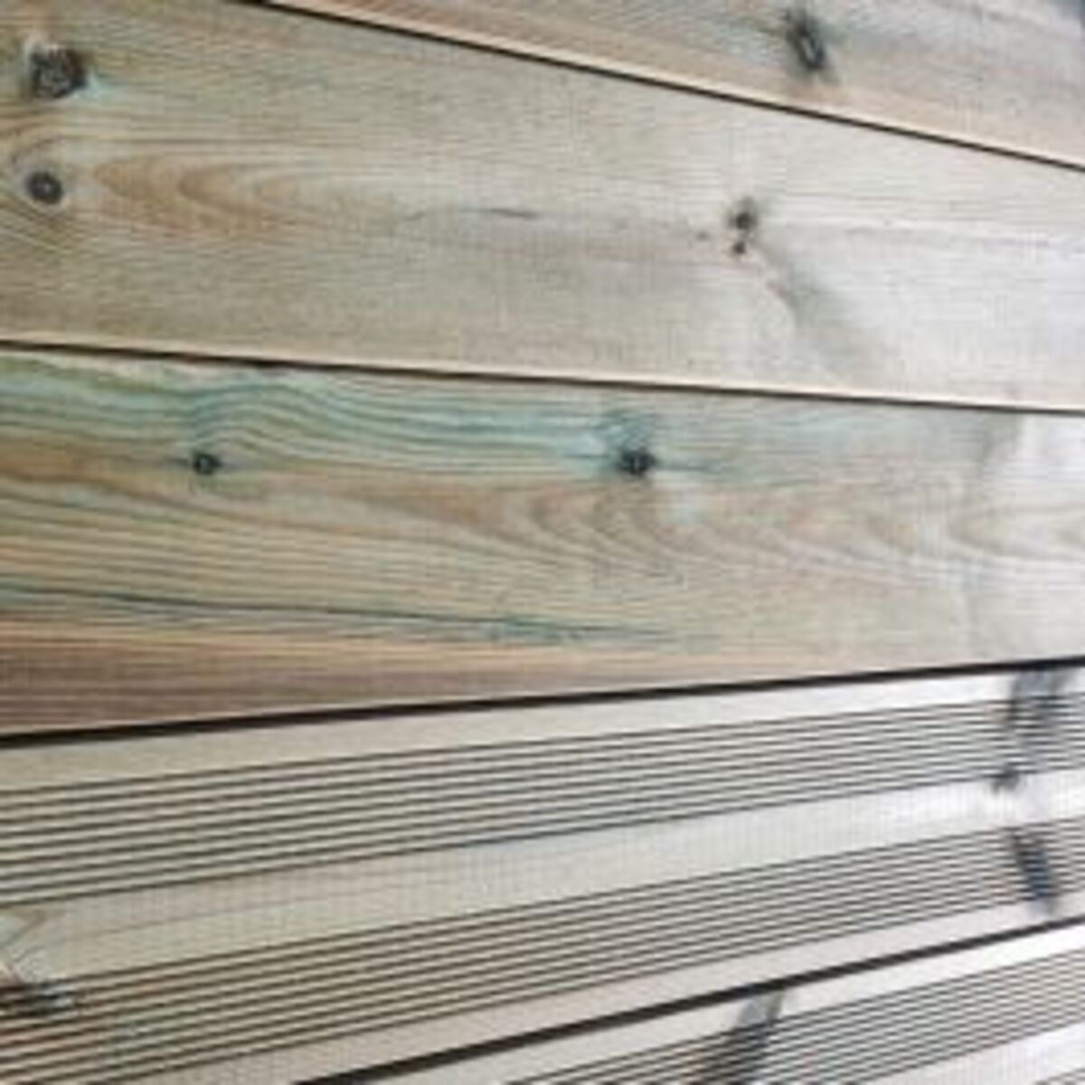 Decking board 27x145mm pressure treated double ridge-smooth